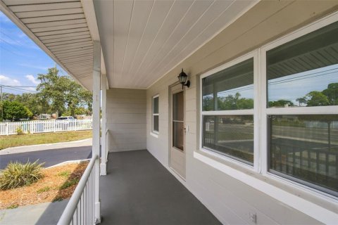 Villa ou maison à vendre à Seminole, Floride: 3 chambres, 146.51 m2 № 2406662 - photo 6