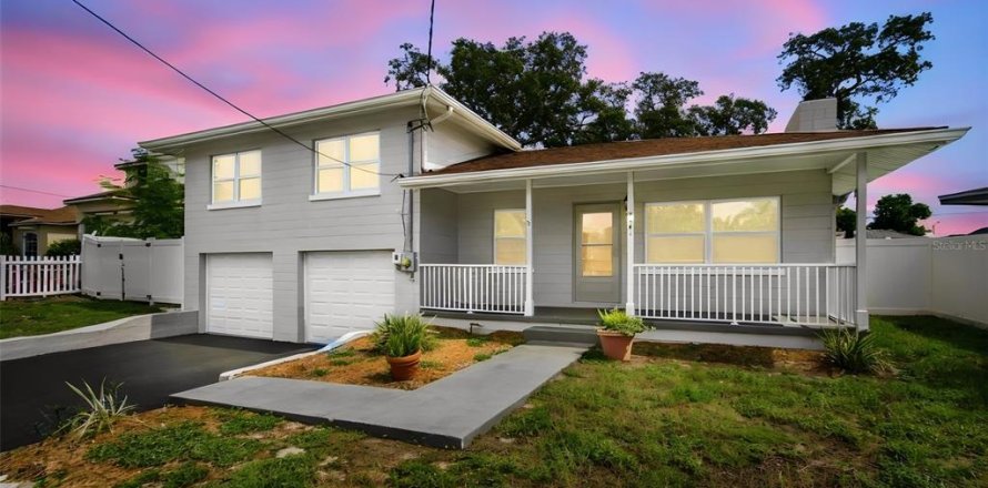 Villa ou maison à Seminole, Floride 3 chambres, 146.51 m2 № 2406662