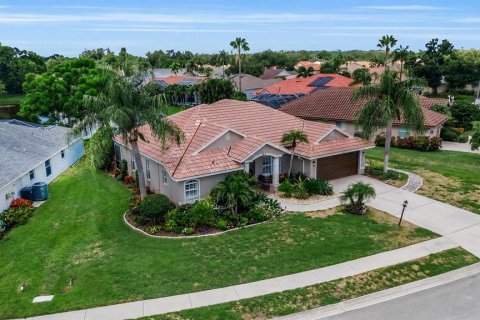 Casa en venta en Sarasota, Florida, 3 dormitorios, 180.69 m2 № 2150047 - foto 2