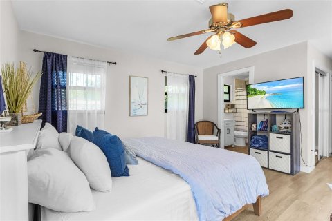 Casa en venta en Port Charlotte, Florida, 3 dormitorios, 118.36 m2 № 1898584 - foto 14