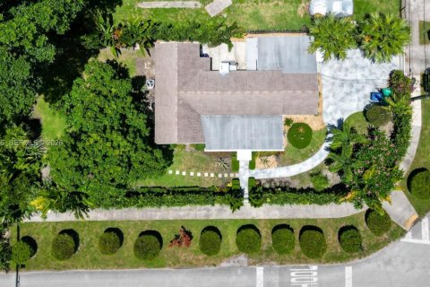 Villa ou maison à vendre à Miami, Floride: 2 chambres, 112.97 m2 № 1998418 - photo 28