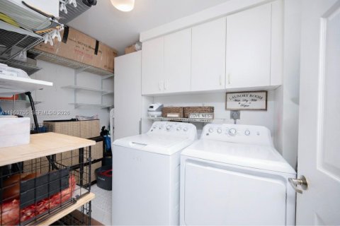 Copropriété à vendre à Doral, Floride: 3 chambres, 135.64 m2 № 2010013 - photo 12