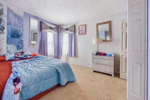 Villa ou maison à vendre à Haines City, Floride: 4 chambres, 161.65 m2 № 2416452 - photo 19