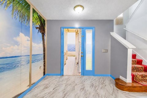 Villa ou maison à vendre à Haines City, Floride: 4 chambres, 161.65 m2 № 2416452 - photo 6
