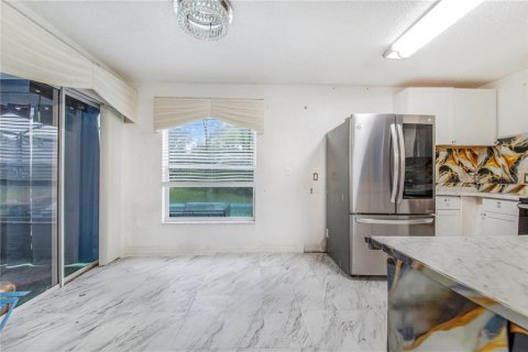 Villa ou maison à vendre à Haines City, Floride: 4 chambres, 161.65 m2 № 2416452 - photo 9