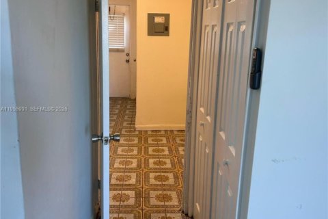 Appartement à louer à Miami, Floride: 1 chambre, 37.16 m2 № 2009854 - photo 10