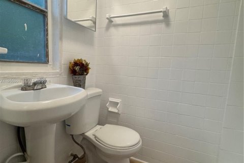 Appartement à louer à Miami, Floride: 1 chambre, 37.16 m2 № 2009854 - photo 11