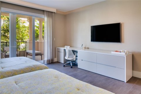 Copropriété à louer à Miami Beach, Floride: 3 chambres, 190.36 m2 № 2169852 - photo 9