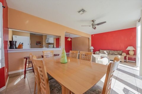 Touwnhouse à louer à Davenport, Floride: 3 chambres, 156.63 m2 № 2094843 - photo 8