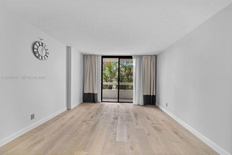 Condo in Boca Raton, Florida, 3 bedrooms  № 2384707 - photo 25