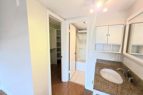 Copropriété à louer à Deerfield Beach, Floride: 2 chambres, 102.19 m2 № 2295709 - photo 8