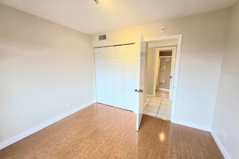 Copropriété à louer à Deerfield Beach, Floride: 2 chambres, 102.19 m2 № 2295709 - photo 14
