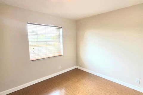 Copropriété à louer à Deerfield Beach, Floride: 2 chambres, 102.19 m2 № 2295709 - photo 15