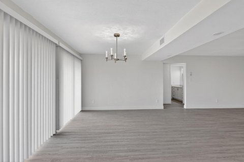 Casa en venta en Port St. Lucie, Florida, 3 dormitorios, 138.24 m2 № 2168669 - foto 6