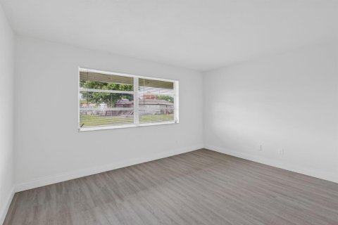 Casa en venta en Port St. Lucie, Florida, 3 dormitorios, 138.24 m2 № 2168669 - foto 14