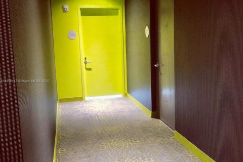 Copropriété à vendre à Miami, Floride: 1 chambre, 77.39 m2 № 1960421 - photo 14