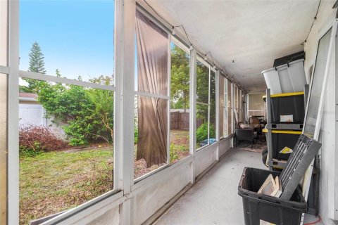 House in Port Richey, Florida 2 bedrooms, 116.22 sq.m. № 1824022 - photo 26