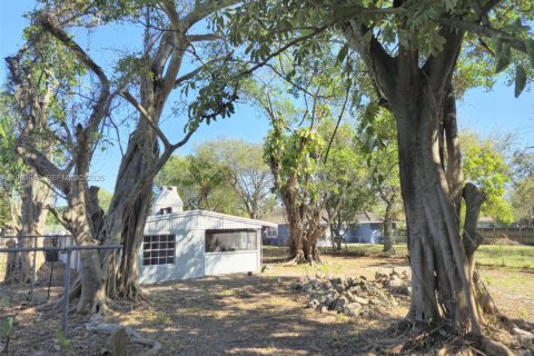 Villa ou maison à vendre à Miramar, Floride: 4 chambres, 192.77 m2 № 2048451 - photo 5