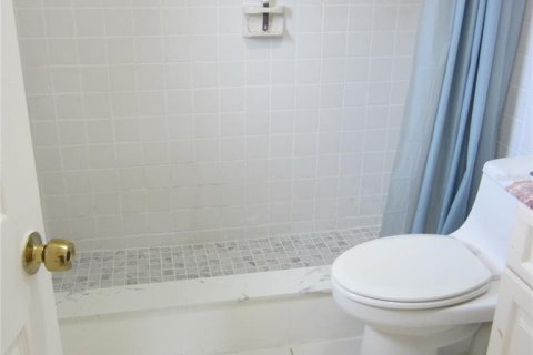 Купить виллу или дом в Апопка, Флорида 8 комнат, 96.62м2, № 2217099 - фото 5