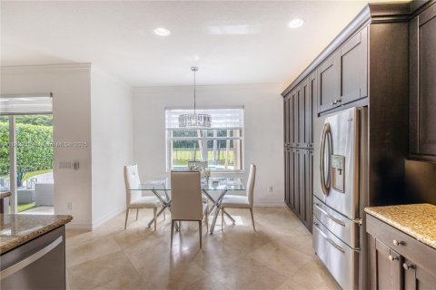House in Boynton Beach, Florida 6 bedrooms, 300.07 sq.m. № 1929840 - photo 25