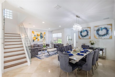 House in Boynton Beach, Florida 6 bedrooms, 300.07 sq.m. № 1929840 - photo 13