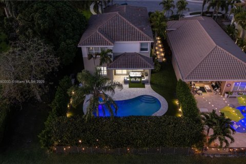 House in Boynton Beach, Florida 6 bedrooms, 300.07 sq.m. № 1929840 - photo 5