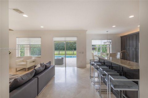 House in Boynton Beach, Florida 6 bedrooms, 300.07 sq.m. № 1929840 - photo 18