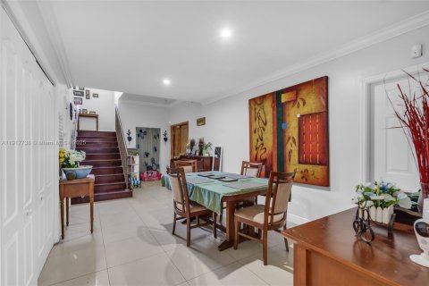 Купить виллу или дом в Майами, Флорида 6 спален, 390.47м2, № 2062104 - фото 23