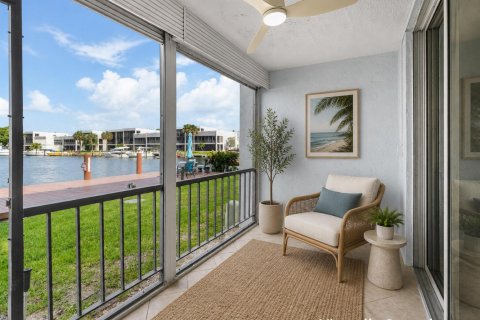 Condominio en venta en Pompano Beach, Florida, 2 dormitorios, 96.15 m2 № 2178680 - foto 10