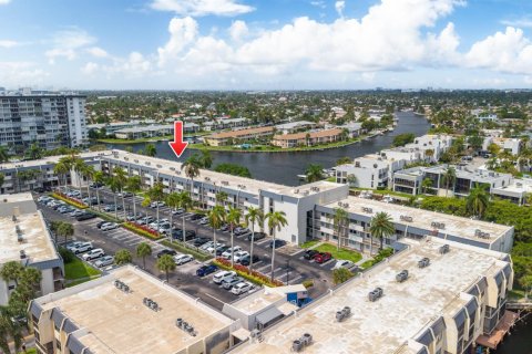 Condominio en venta en Pompano Beach, Florida, 2 dormitorios, 96.15 m2 № 2178680 - foto 15