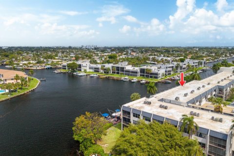 Condominio en venta en Pompano Beach, Florida, 2 dormitorios, 96.15 m2 № 2178680 - foto 20