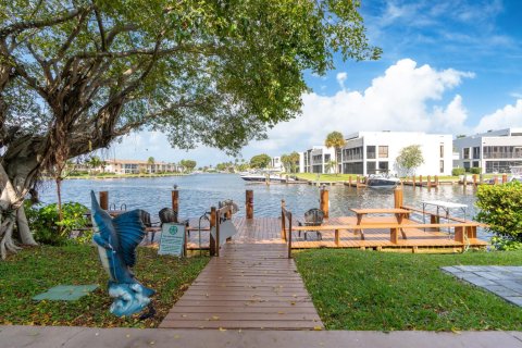 Condominio en venta en Pompano Beach, Florida, 2 dormitorios, 96.15 m2 № 2178680 - foto 26
