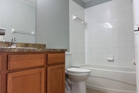 Villa ou maison à louer à Poinciana, Floride: 4 chambres, 148.92 m2 № 2413925 - photo 13