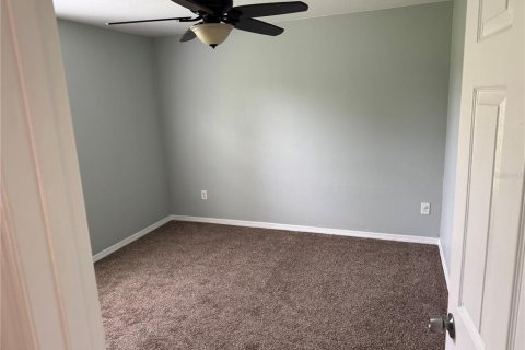 Villa ou maison à louer à Poinciana, Floride: 4 chambres, 148.92 m2 № 2413925 - photo 21