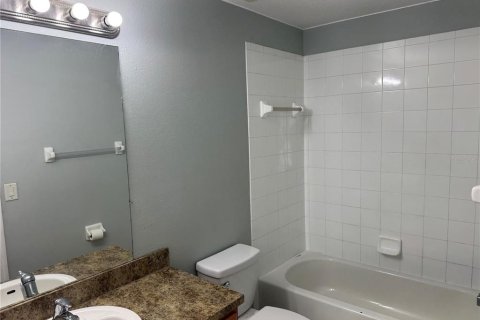 Villa ou maison à louer à Poinciana, Floride: 4 chambres, 148.92 m2 № 2413925 - photo 15