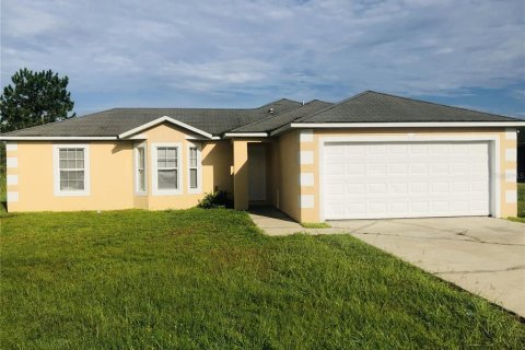 Villa ou maison à Poinciana, Floride 4 chambres, 148.92 m2 № 2413925
