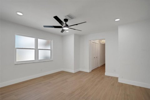 Appartement à louer à Belleair Bluffs, Floride: 3 chambres, 136.01 m2 № 2408791 - photo 14