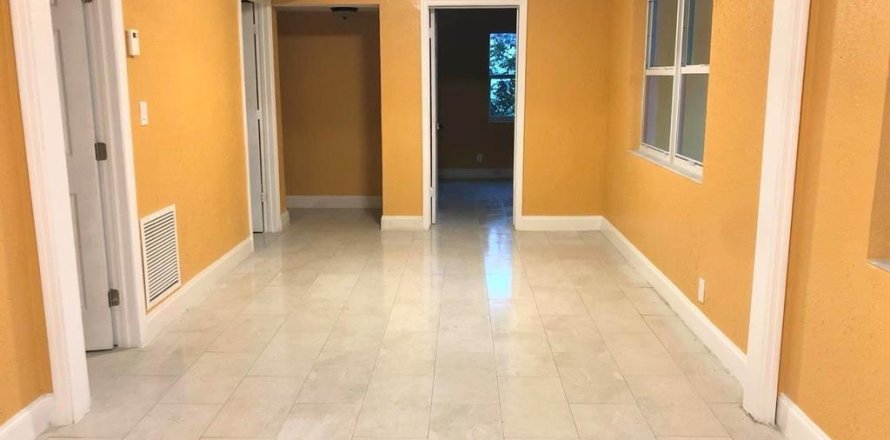 Villa ou maison à Hollywood, Floride 3 chambres, 134.71 m2 № 1185494