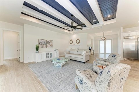 Villa ou maison à vendre à Port Charlotte, Floride: 3 chambres, 233.37 m2 № 2212789 - photo 12