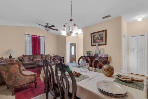 House in Orlando, Florida 4 bedrooms, 182.83 sq.m. № 2231854 - photo 3