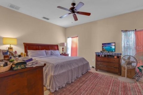 House in Orlando, Florida 4 bedrooms, 182.83 sq.m. № 2231854 - photo 10