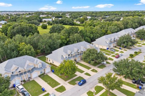 Touwnhouse à vendre à Kissimmee, Floride: 3 chambres, 132.2 m2 № 2420595 - photo 27