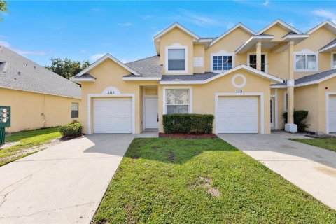 Touwnhouse à vendre à Kissimmee, Floride: 3 chambres, 132.2 m2 № 2420595 - photo 2