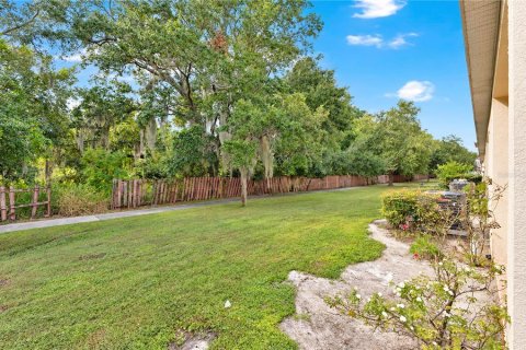 Touwnhouse à vendre à Kissimmee, Floride: 3 chambres, 132.2 m2 № 2420595 - photo 23
