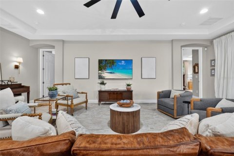 Villa ou maison à vendre à Bradenton, Floride: 3 chambres, 242.66 m2 № 2359279 - photo 9