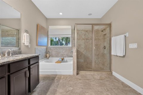 Villa ou maison à vendre à Bradenton, Floride: 3 chambres, 242.66 m2 № 2359279 - photo 18