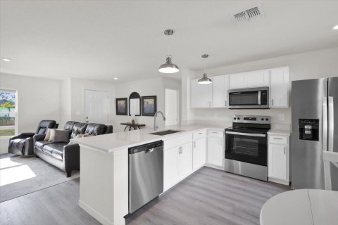 Casa en venta en Palm Bay, Florida, 3 dormitorios, 113.43 m2 № 2243040 - foto 2