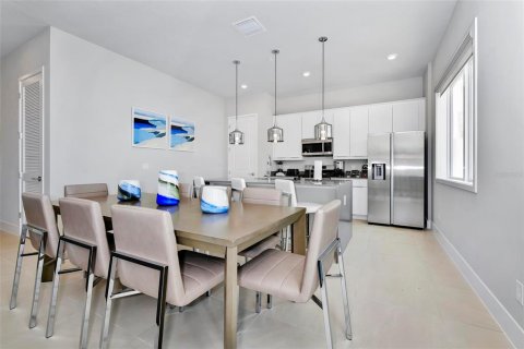 Condo in Four Corners, Florida, 3 bedrooms  № 1885861 - photo 24