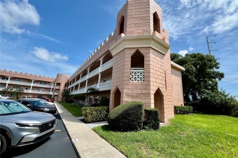 Condo à Clearwater, Floride, 2 chambres  № 2224923
