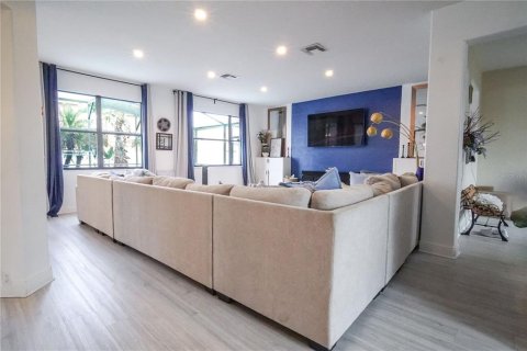 Casa en venta en Winter Garden, Florida, 4 dormitorios, 334.91 m2 № 2384040 - foto 10